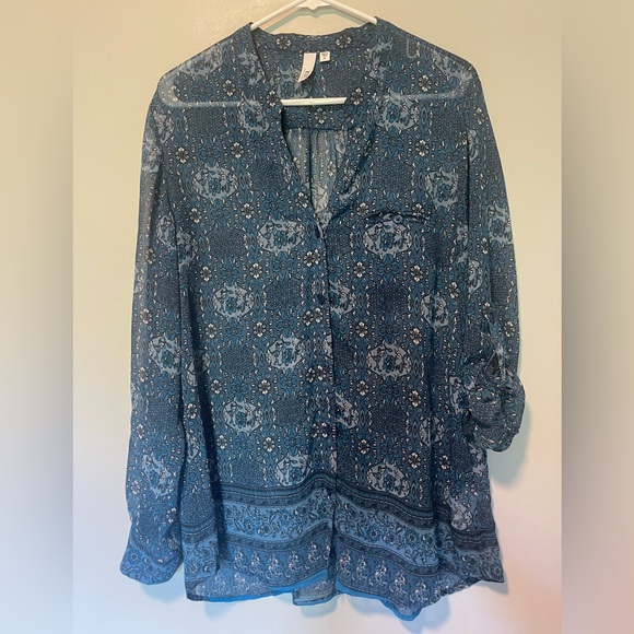 NWOT Kut From The Kloth Women’s Ultra Sheer Button Down Blouse Sz XL - Picture 1 of 8